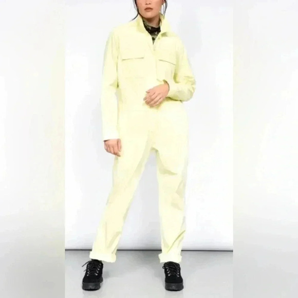 Wildfang Pants - NWT Wildfang The Essentail short sleeve cotton green athletic pockets Coverall M